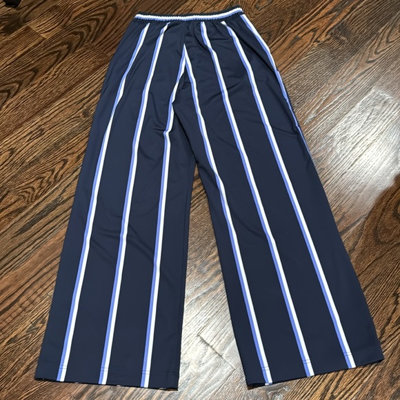 **NWT** Lou & Grey Striped Pant w/Pockets - Picture 4 of 7